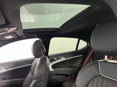 Used 2023 Genesis G70 2.0T w/ Sport Prestige Package image 26