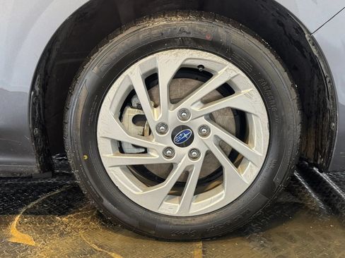 Used 2024 Subaru Impreza 2.0i AWD/4WD image 31