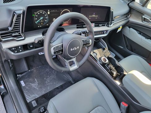 New 2025 Kia Sportage X-Line Prestige image 13