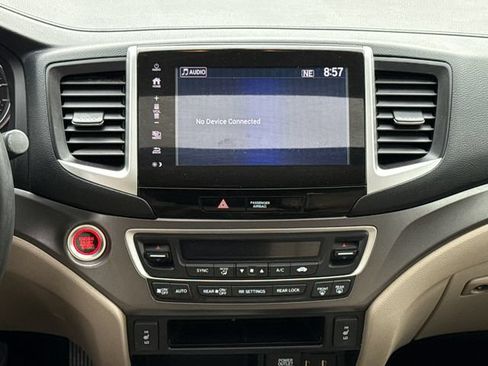 Used 2017 Honda Pilot EX-L image 12