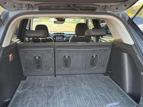 Used 2021 Chevrolet TrailBlazer LT w/ Convenience Package image 3