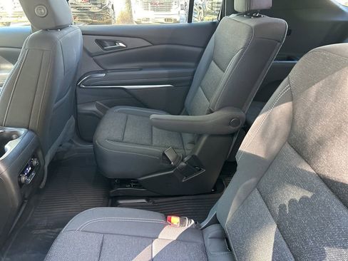 Used 2026 Chevrolet Traverse LT w/ Midnight/Sport Edition AWD/4WD image 11