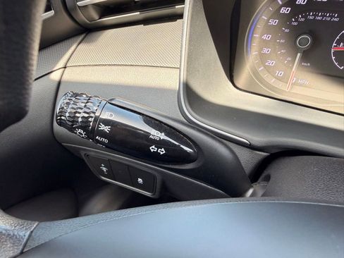 Used 2024 Hyundai Tucson SE AWD/4WD image 15