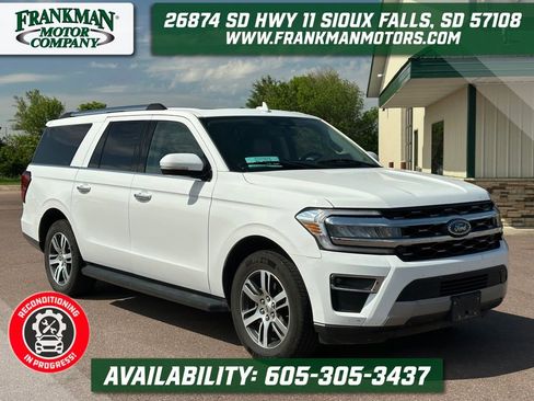 Used 2024 Ford Expedition Max Limited AWD/4WD image 1