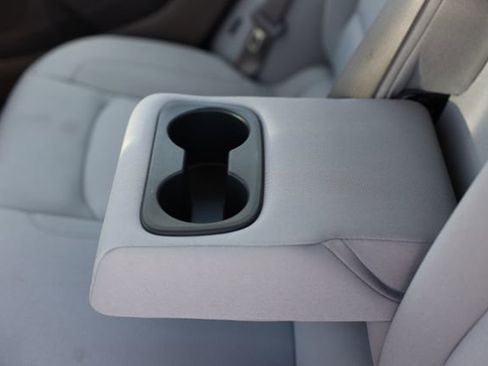 Used 2019 Chevrolet Malibu LT FWD image 38