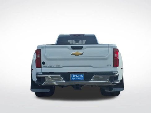 New 2026 Chevrolet Silverado 3500 LTZ w/ LTZ Convenience Package AWD/4WD image 4