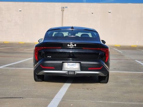 Used 2025 Kia K4 LXS image 5