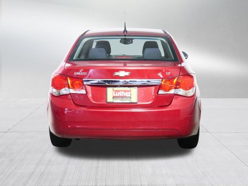 Used 2014 Chevrolet Cruze LT FWD image 6