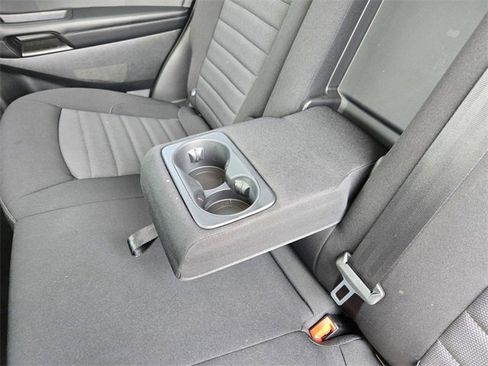 Used 2024 Ford Edge SE w/ Black Appearance Package image 14