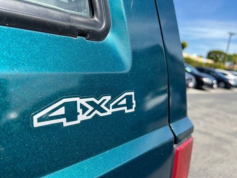 Used 1996 Jeep Cherokee 4WD 4-Door image 7