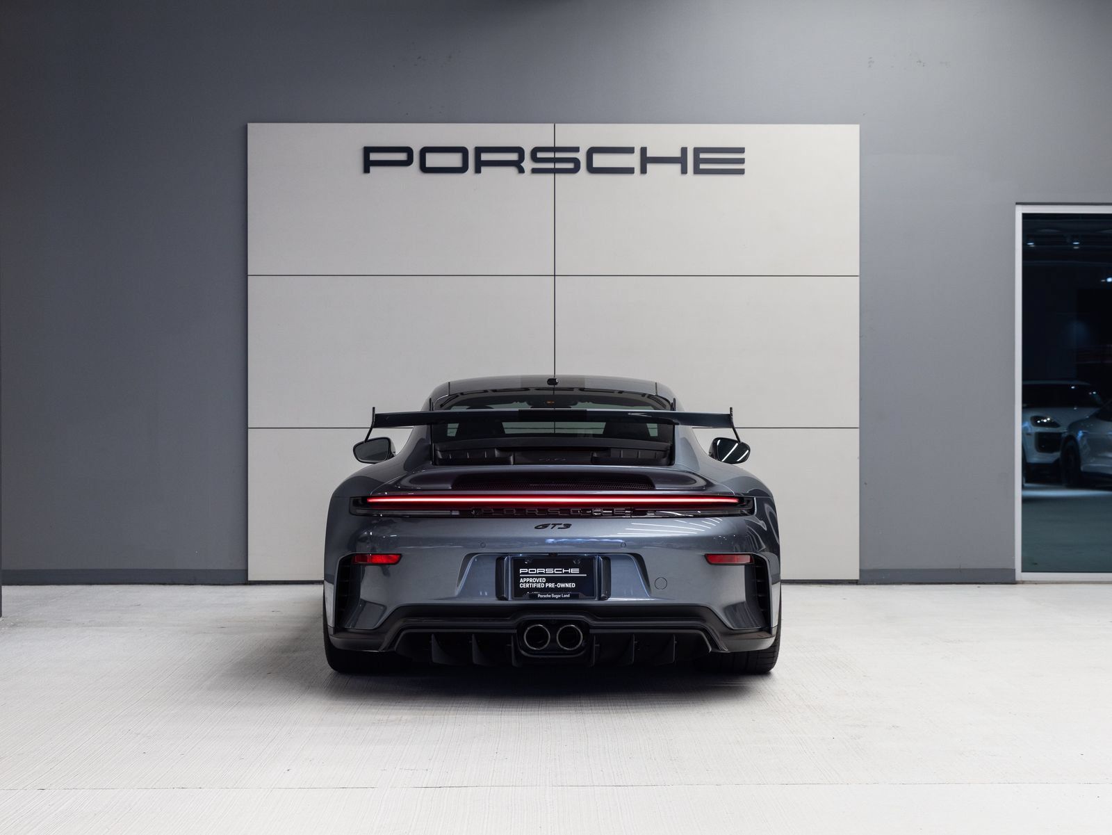 Certified 2026 Porsche 911 GT3 RWD image 6