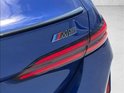 New 2026 BMW M5 w/ Executive Package image 18