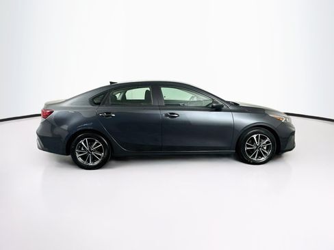 Used 2023 Kia Forte LXS FWD image 10