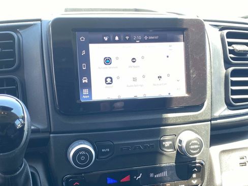 Used 2025 RAM ProMaster 2500 w/ Convenience Group FWD image 27