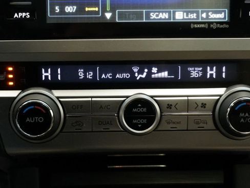 Used 2015 Subaru Outback 2.5i Limited image 30