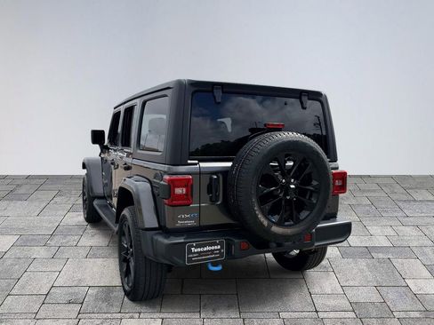 Used 2023 Jeep Wrangler Unlimited Sahara w/ Cold Weather Group image 5