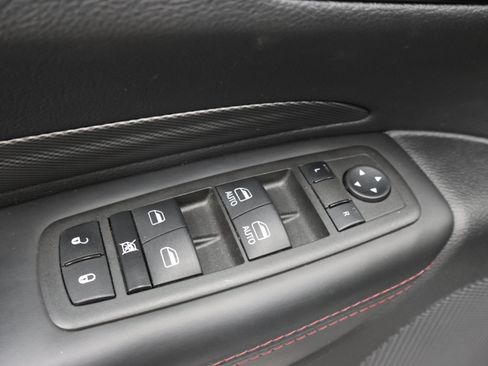 Used 2022 Dodge Durango R/T w/ Blacktop Package AWD/4WD image 42