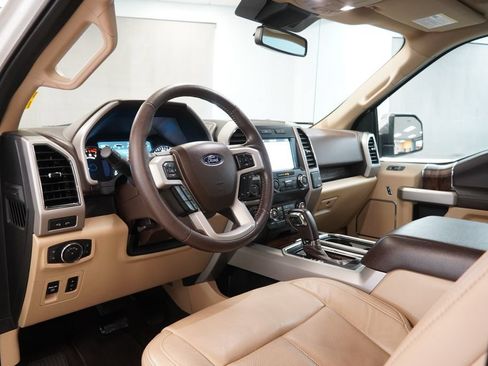 Used 2019 Ford F150 Lariat AWD/4WD image 7