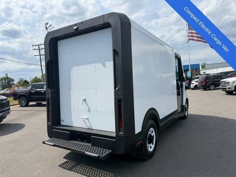 Used 2024 Chevrolet Brightdrop 400 w/ Commercial Equipment Package AWD/4WD image 7
