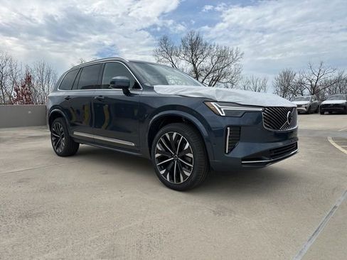 New 2026 Volvo XC90 B6 Plus image 1