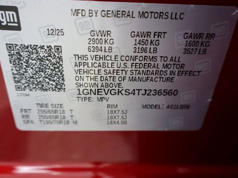 Used 2026 Chevrolet Traverse LT w/ Driver Confidence Package image 36