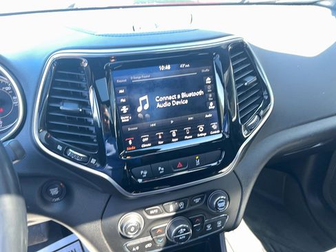 Used 2020 Jeep Cherokee High Altitude AWD/4WD image 16