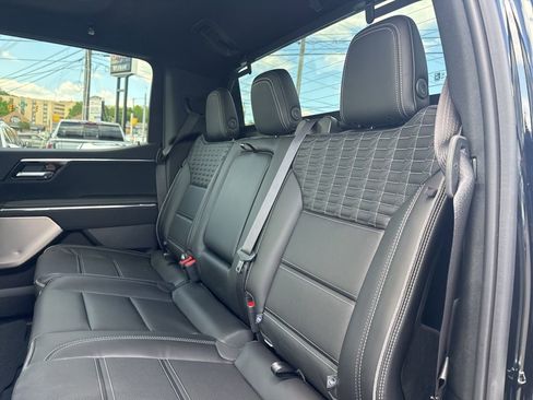 New 2025 GMC Sierra EV Denali image 29