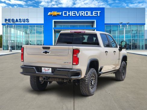 New 2026 Chevrolet Silverado 2500 ZR2 AWD/4WD image 5