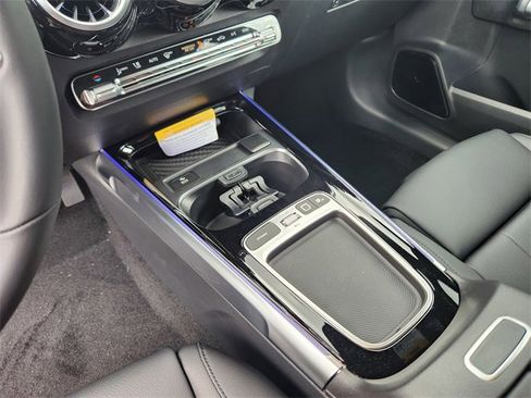Certified 2026 Mercedes-Benz GLB 250 4MATIC image 22