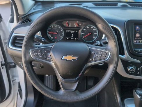 Used 2021 Chevrolet Equinox LS image 11