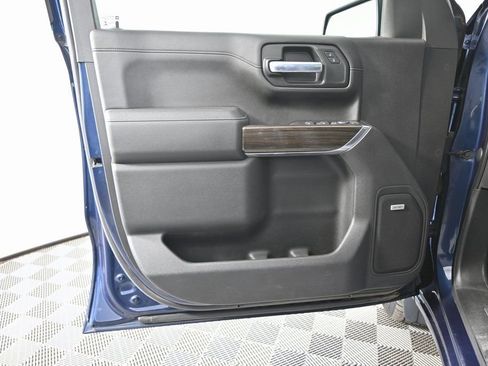 Used 2020 Chevrolet Silverado 1500 RST w/ All-Star Edition image 18