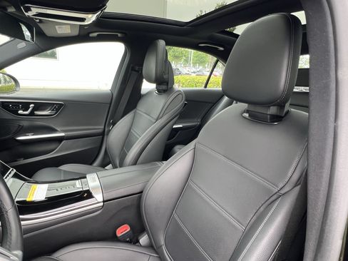 Certified 2025 Mercedes-Benz C 300 Sedan image 16