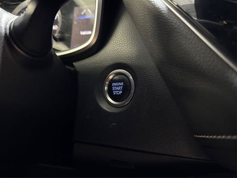 Used 2022 Toyota Corolla SE FWD image 31