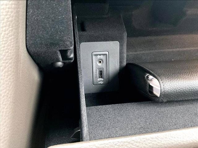 Used 2019 Porsche 718 Boxster RWD image 25
