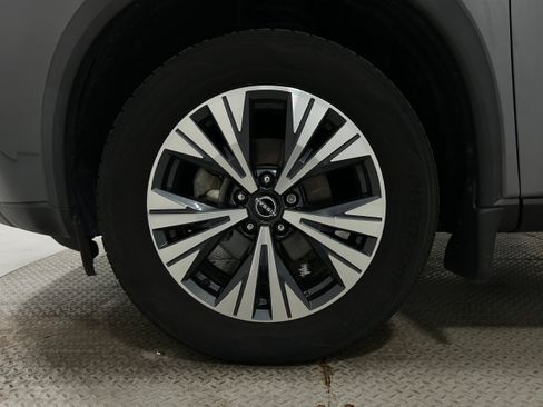 Used 2023 Nissan Rogue SV FWD image 33