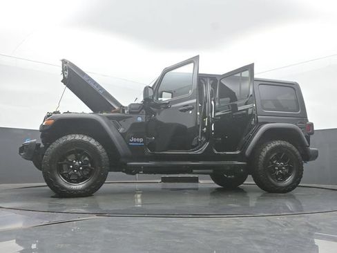 Used 2024 Jeep Wrangler Unlimited AWD/4WD image 57