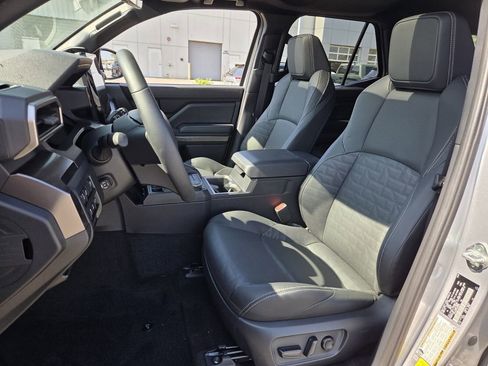 Used 2025 Toyota 4Runner TRD Sport Premium image 5