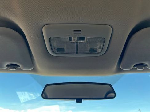 Used 2014 Toyota Corolla S FWD image 21