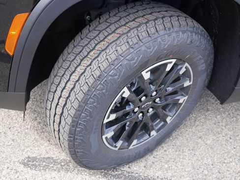 New 2026 Chevrolet Traverse Z71 w/ Driver Confidence Package image 9