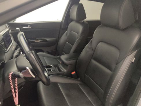 Used 2020 Kia Sportage S w/ S Premium Package FWD image 17