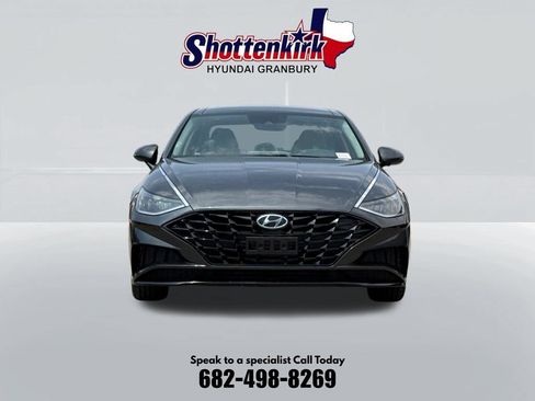 Used 2021 Hyundai Sonata SEL w/ Convenience Package FWD image 2