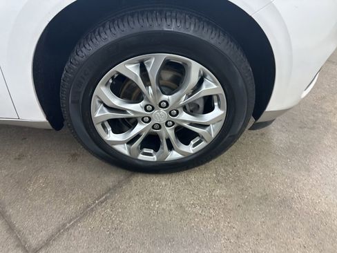 Used 2018 Buick Enclave Avenir w/ Avenir Technology Package image 15