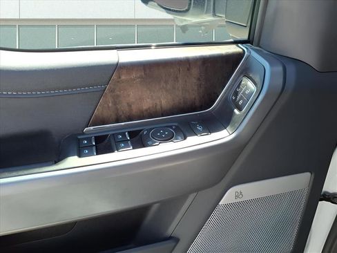 Used 2025 Ford F350 Lariat w/ Lariat Ultimate Package image 15