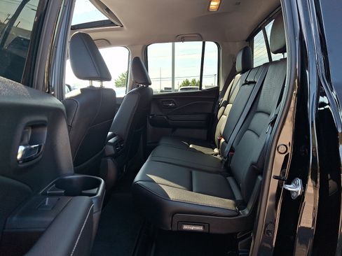 Used 2025 Honda Ridgeline RTL image 10