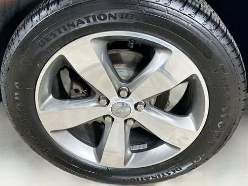 Used 2016 Jeep Grand Cherokee Limited w/ Trailer Tow Group IV image 38