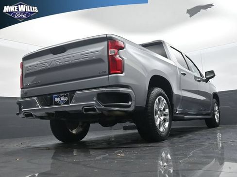 Used 2025 Chevrolet Silverado 1500 LTZ w/ LTZ Premium Package AWD/4WD image 23