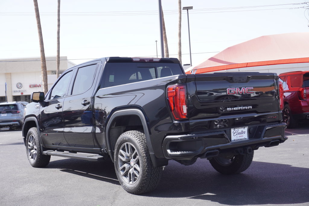 Used 2020 GMC Sierra 1500 AT4 w/ AT4 Premium Package AWD/4WD image 4