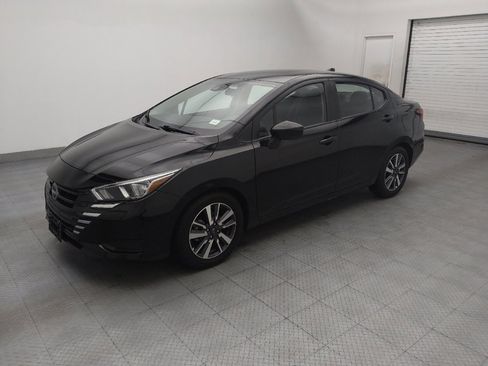 Used 2023 Nissan Versa SV FWD image 2