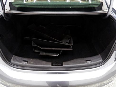 Used 2018 Chevrolet Cruze LT image 13