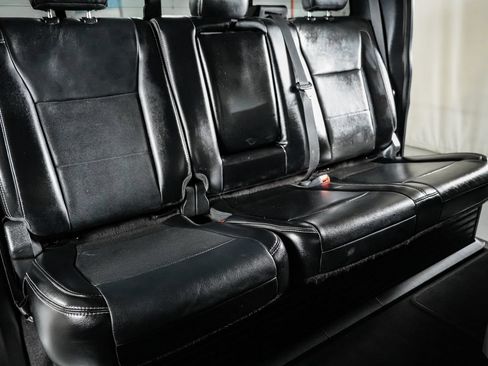 Used 2019 Ford F250 Lariat w/ Lariat Value Package AWD/4WD image 32